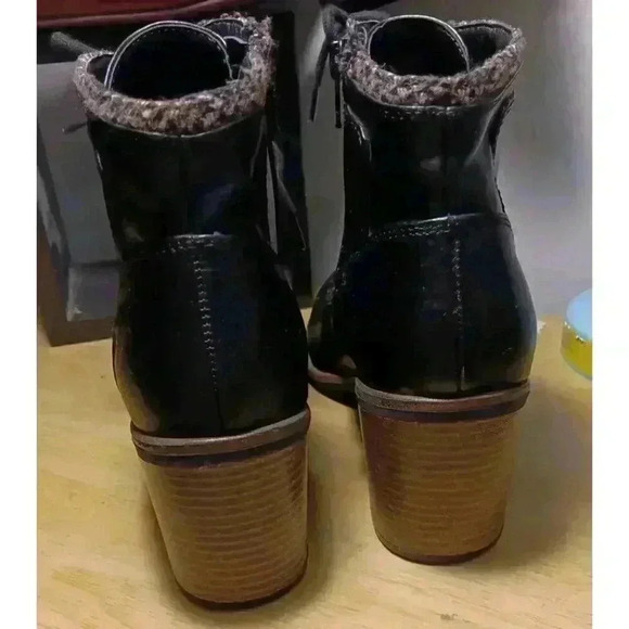 White Mountain (10M) Womens Ankle Black Tumbled Delroy‎ Booties - Picture 5 of 12